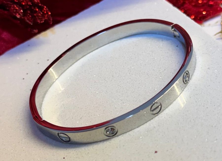 Bracelete delicado ponto de luz prata